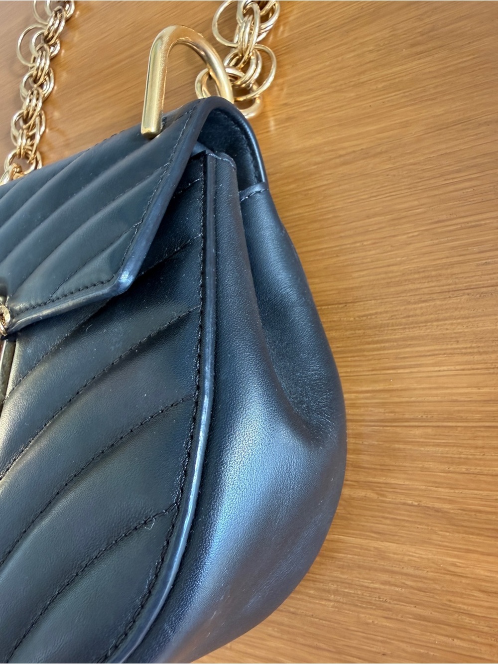 Chloe Quilted Drew Bijou Chain-Shoulder Leather Bag in Black with Gold - Picture 3 of 12